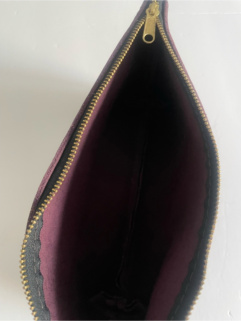 Portland Leather Goods Makeup Bag Merlot Leather/ “Pencil Case / Cosmetic Bag” - Picture 3 of 5